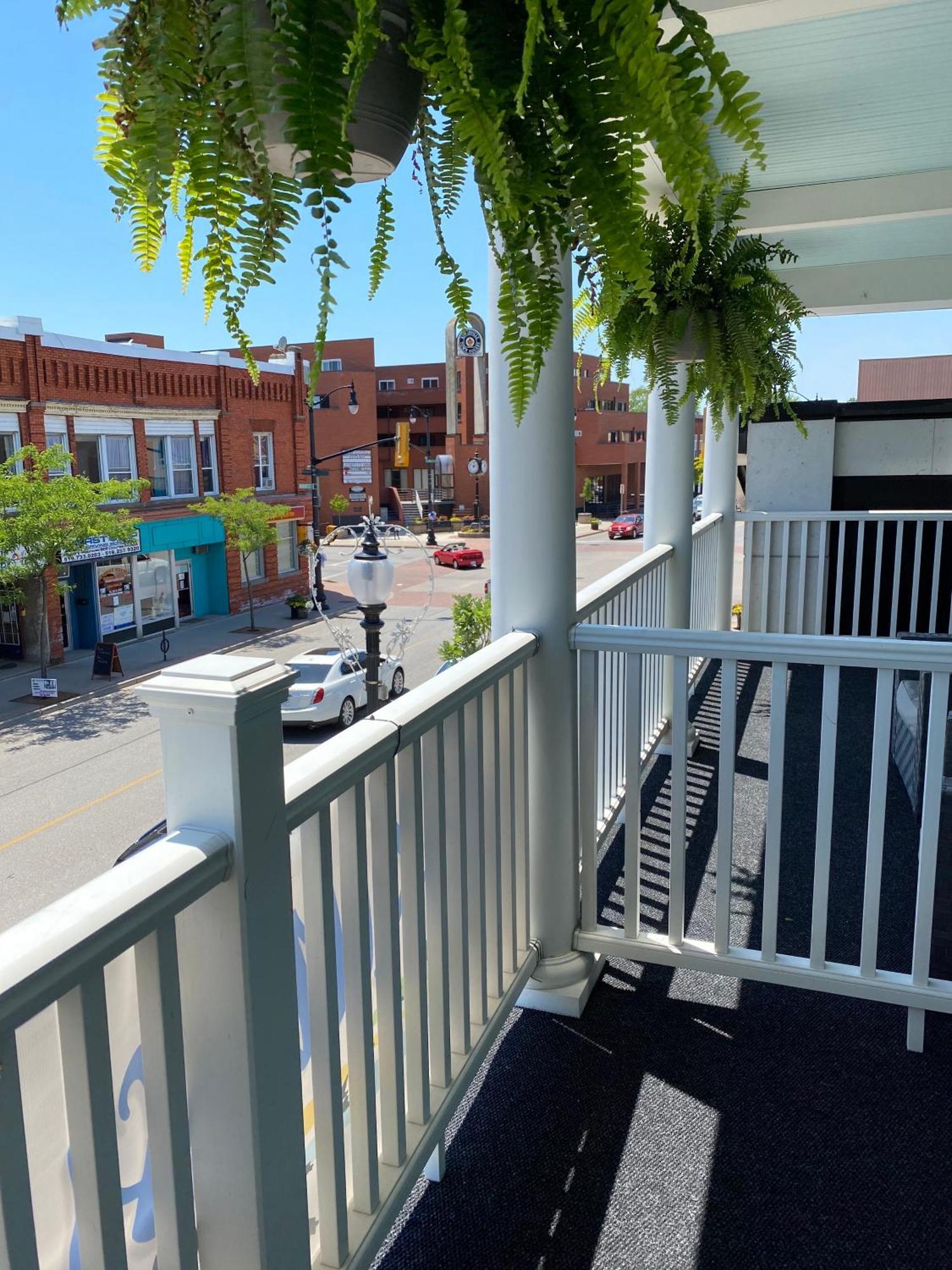 The Grove Hotel Kingsville エクステリア 写真